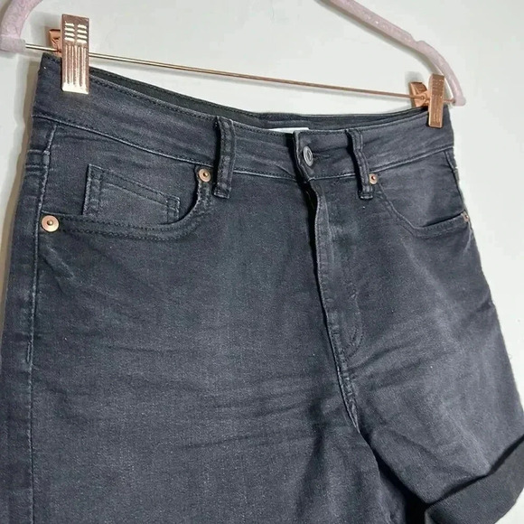 H&M Black Denim Shorts - Picture 3 of 7